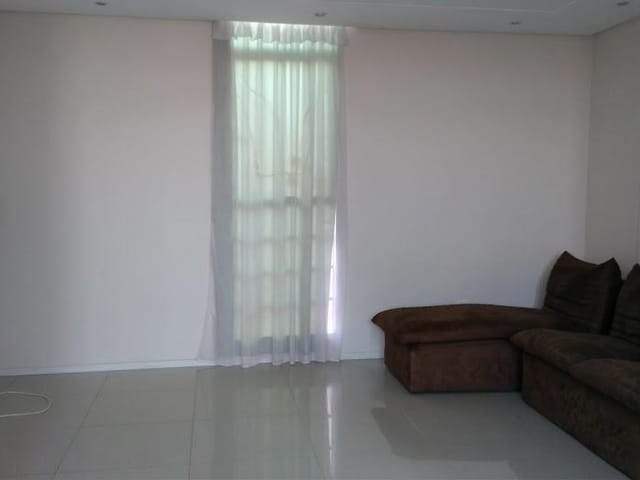 Foto do Apartamento - Apartamento à venda e locação 2 Quartos, 1 Vaga, 50M², Vila Jardini, Sorocaba - SP | Sem | Ary Proenca Negócios Imobiliários Ltda