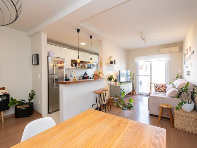 Apartamento com 93m² 2 quartos e 1 banheiro, à venda, no bairro Areal em Pelotas
