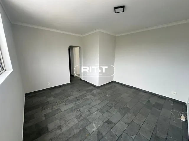 Apartamento com 76m² 2 quartos e 1 banheiro, para alugar, no bairro Cambuí em Campinas