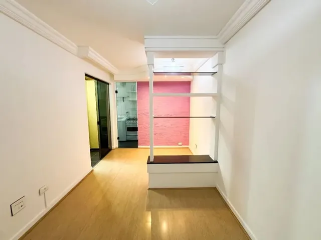 Apartamento 2 quartos e 1 banheiro, à venda, no bairro Bigorrilho em Curitiba