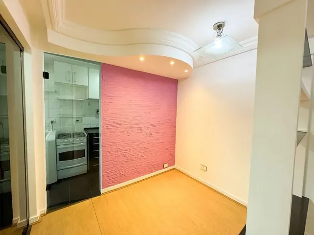 Apartamento 2 quartos e 1 banheiro, à venda, no bairro Bigorrilho em Curitiba