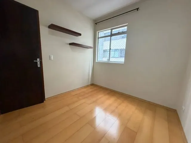 Apartamento 1 quarto e 1 banheiro, para alugar, no bairro Centro em Curitiba