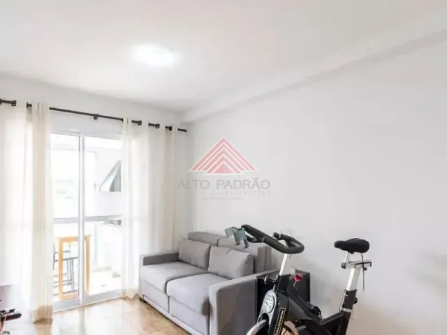 Apartamento 2 quartos e 2 banheiros, à venda, no bairro Vila Pires em Santo André