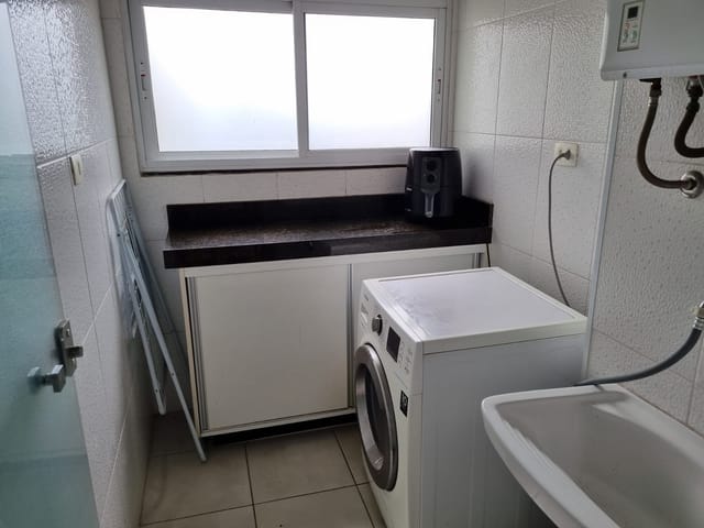 Apartamento com 82m² 3 quartos e 1 banheiro, à venda, no bairro Vila Jaboticabeira em Taubaté