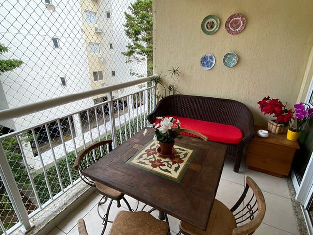 Apartamento 4 quartos e 2 banheiros, à venda, no bairro Itaipava em Petrópolis