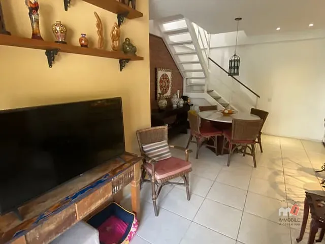 Apartamento 4 quartos e 2 banheiros, à venda, no bairro Itaipava em Petrópolis