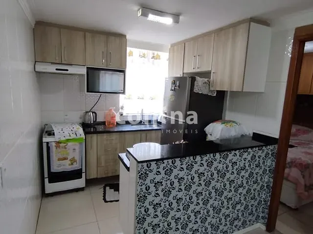 Apartamento 2 quartos e 1 banheiro, à venda, no bairro Cohab II em Carapicuíba