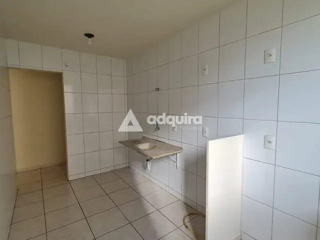 Apartamento 2 quartos e 1 banheiro, à venda, no bairro Estrela em Ponta Grossa