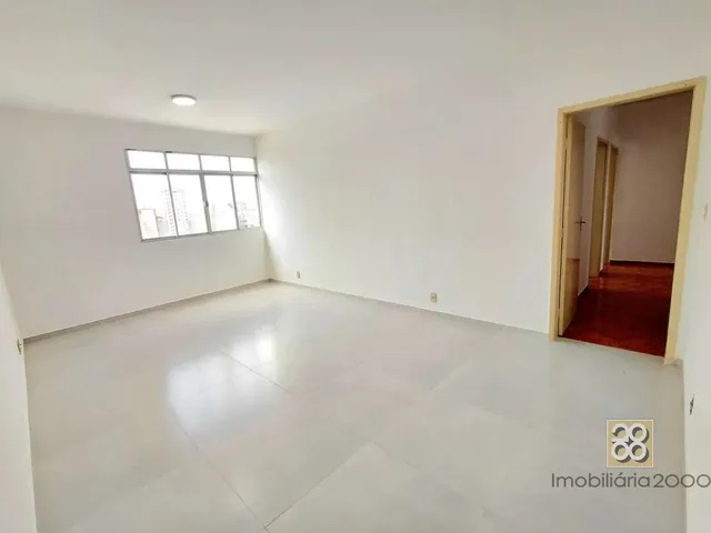 Apartamento 3 quartos e 1 banheiro, para alugar, no bairro Centro em Curitiba