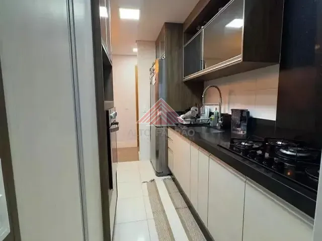 Apartamento 2 quartos e 2 banheiros, à venda, no bairro Parque São Vicente em Mauá