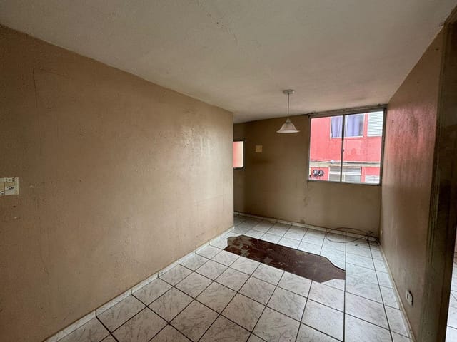 Foto do Apartamento - Apartamento à venda, 3 quartos, 1 banheiro. 1 vaga fechada , 52m² , Cohab II - Carapicuíba/SP | Collina Imóveis