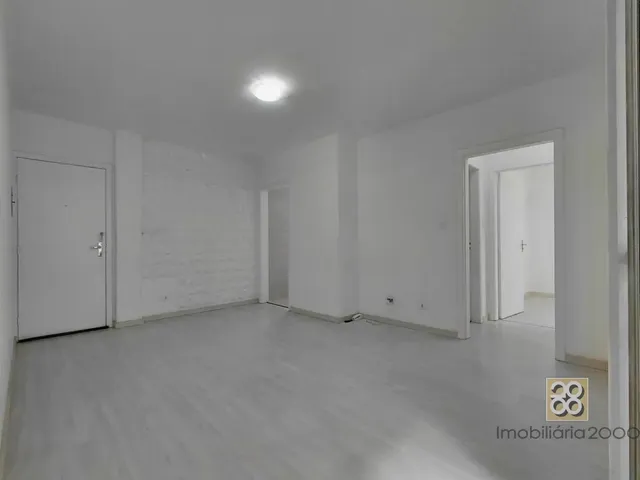 Apartamento 2 quartos e 1 banheiro, à venda, no bairro Água Verde em Curitiba