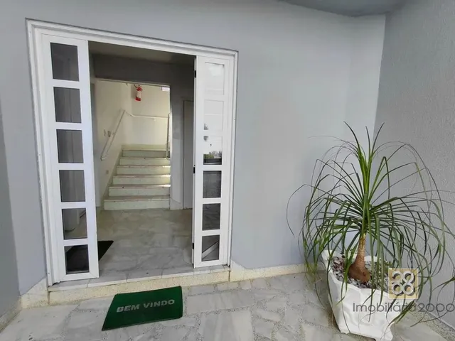 Apartamento 2 quartos e 1 banheiro, à venda, no bairro Água Verde em Curitiba