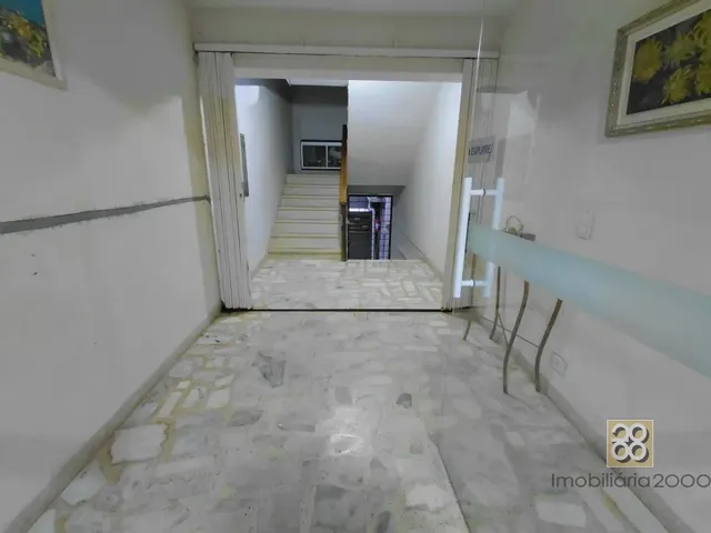 Apartamento 2 quartos e 1 banheiro, para alugar, no bairro São Francisco em Curitiba