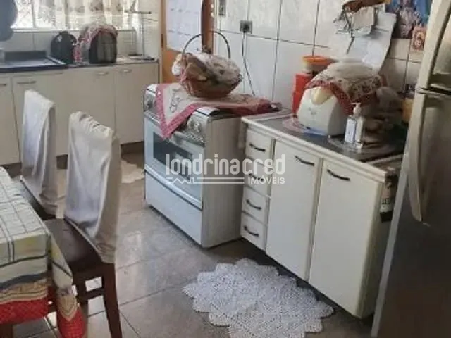 Apartamento 4 quartos e 2 banheiros, à venda, no bairro Jardim Londrilar em Londrina