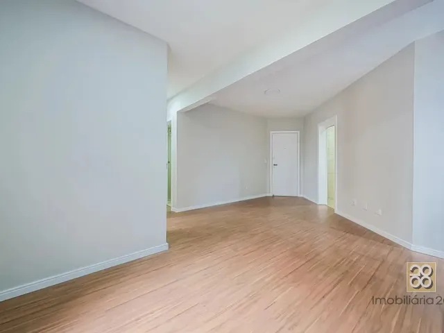 Apartamento 2 quartos e 1 banheiro, para alugar, no bairro Bigorrilho em Curitiba