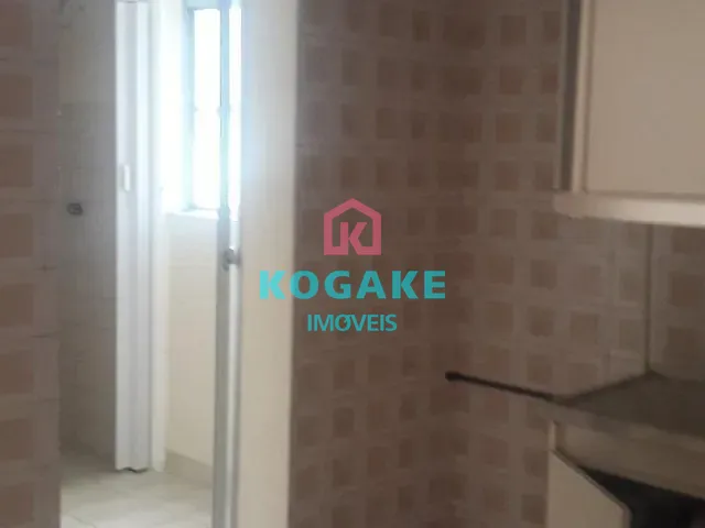 Apartamento 3 quartos e 1 banheiro, para alugar, no bairro Vila Adyana em São José dos Campos
