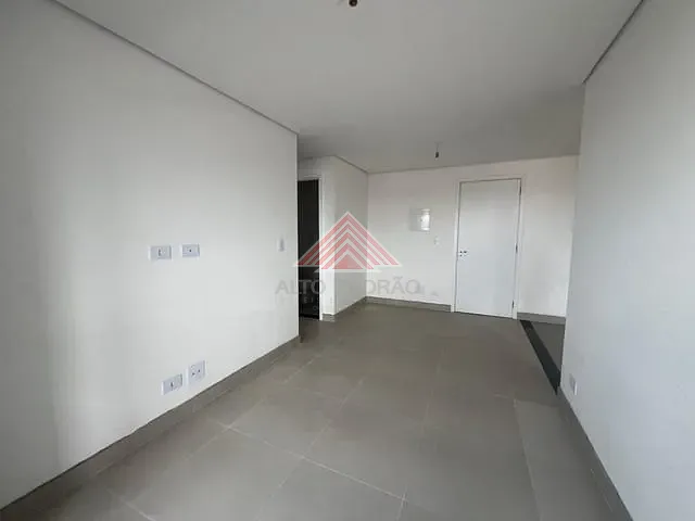 Apartamento 2 quartos e 2 banheiros, para alugar, no bairro Vila Bocaina em Mauá