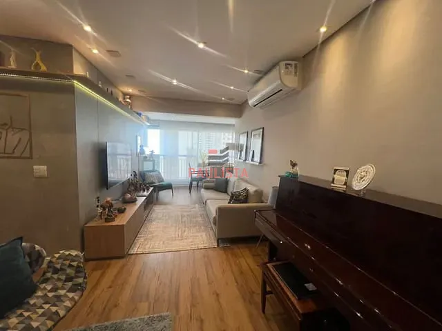 Apartamento 2 quartos e 2 banheiros, à venda, no bairro Saúde em São Paulo