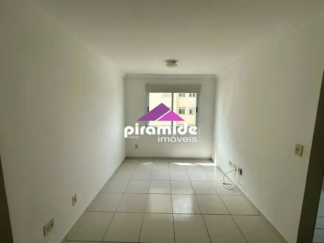 Apartamento com 10m² 1 quarto e 1 banheiro, para alugar, no bairro Monte Castelo em São José Dos Campos