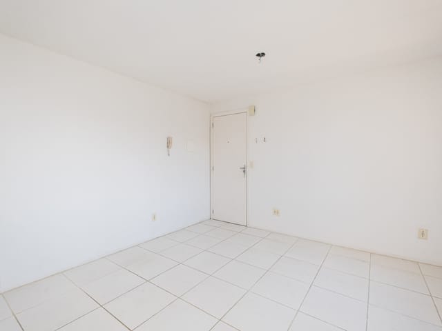 Apartamento 2 quartos e 1 banheiro, para alugar, no bairro Três Vendas em Pelotas