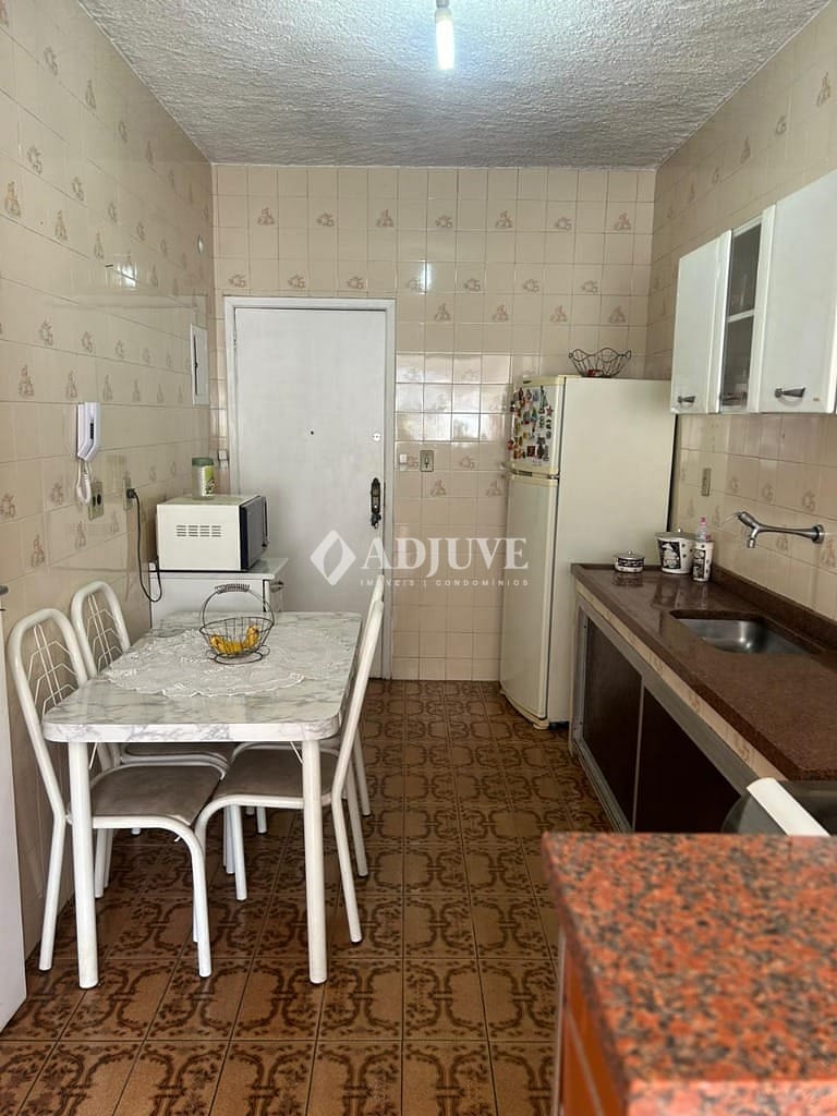 Apartamento à venda com 2 quartos, 86m² - Foto 11