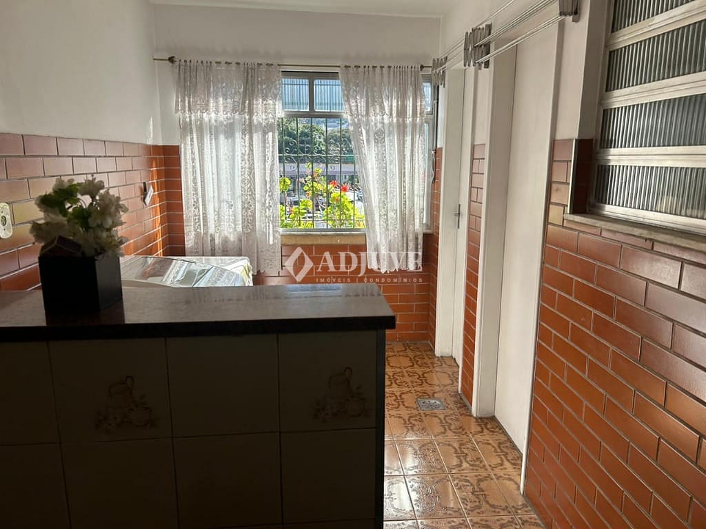 Apartamento à venda com 2 quartos, 86m² - Foto 13