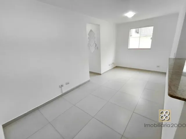 Apartamento 2 quartos e 1 banheiro, para alugar, no bairro Boa Vista em Curitiba