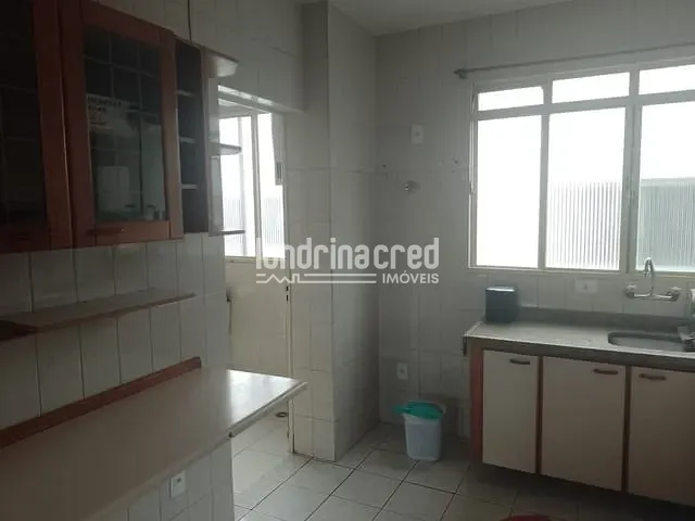 Apartamento 3 quartos e 2 banheiros, à venda, no bairro Centro em Londrina