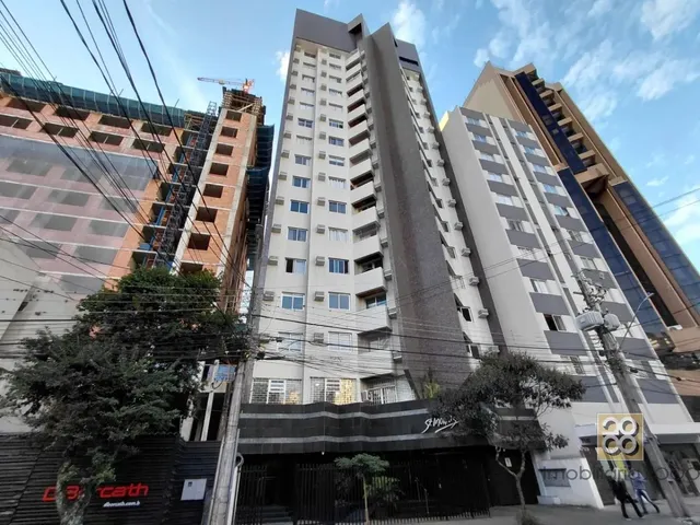 Apartamento 2 quartos e 2 banheiros, para alugar, no bairro Centro em Curitiba
