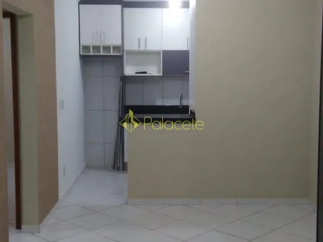 Apartamento 2 quartos e 1 banheiro, à venda, no bairro Conjunto Residencial Araretama em Pindamonhangaba