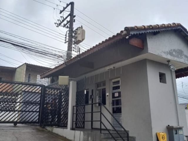 Apartamento com 62m² 2 quartos e 1 banheiro, à venda, no bairro São Pedro em Osasco