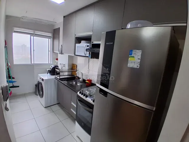 Apartamento 2 quartos e 1 banheiro, à venda, no bairro Vila Nossa Senhora das Vitórias em Mauá