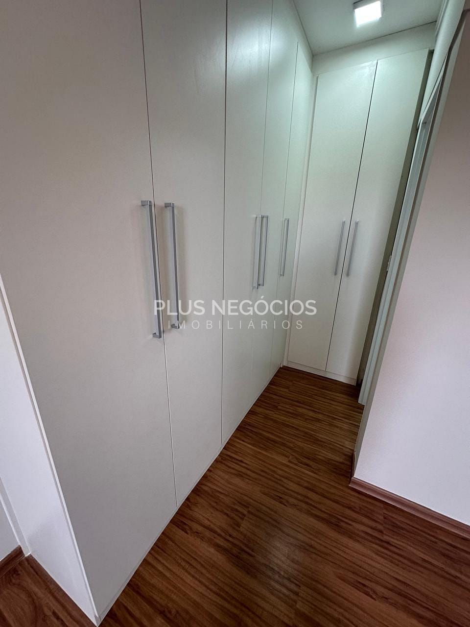 Apartamento à venda com 2 quartos, 73m² - Foto 29