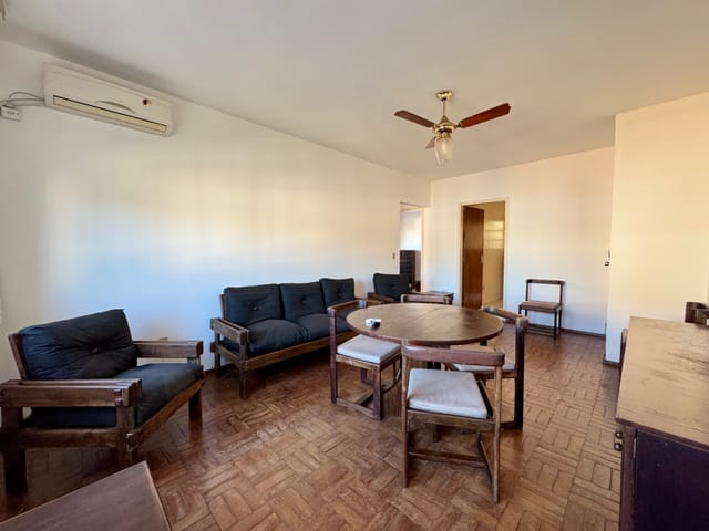 Apartamento com 85m² 2 quartos e 2 banheiros, à venda, no bairro Centro em Pelotas