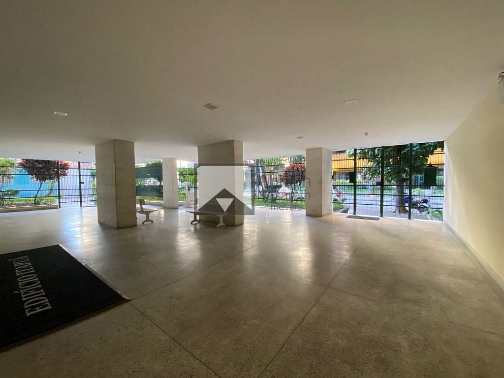 Apartamento à venda com 3 quartos, 95m² - Foto 4