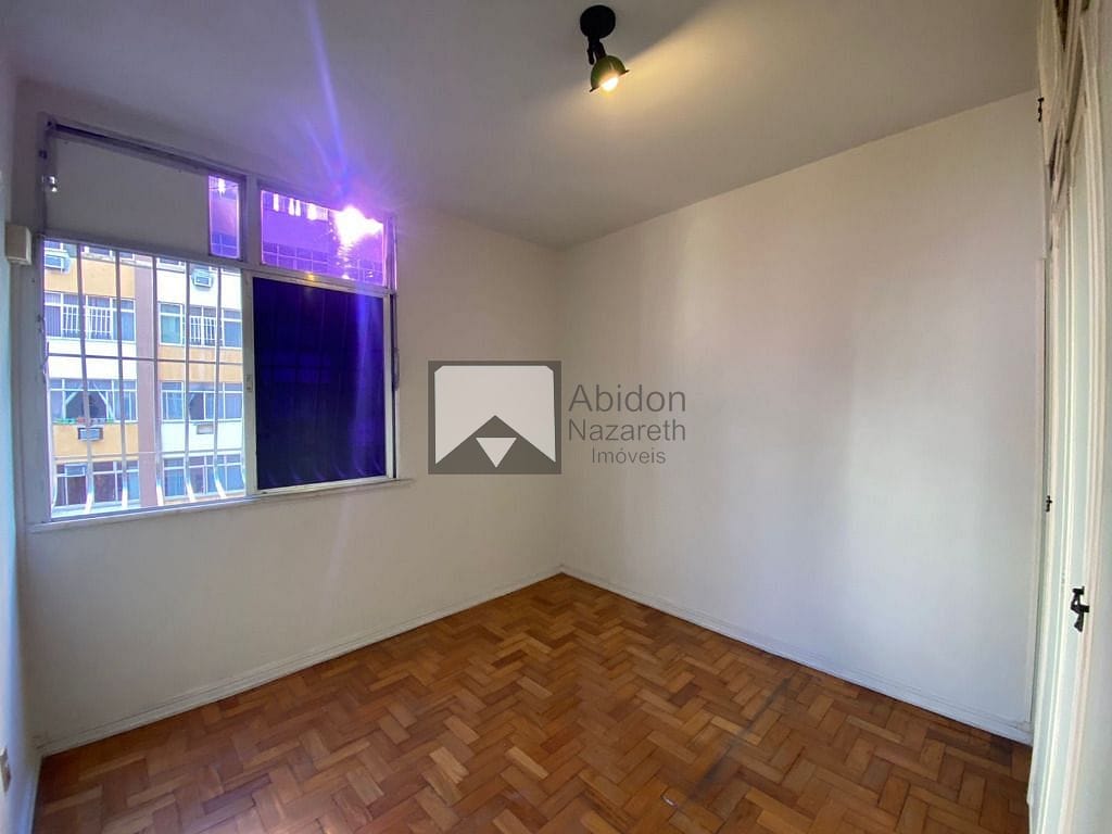 Apartamento à venda com 3 quartos, 95m² - Foto 12