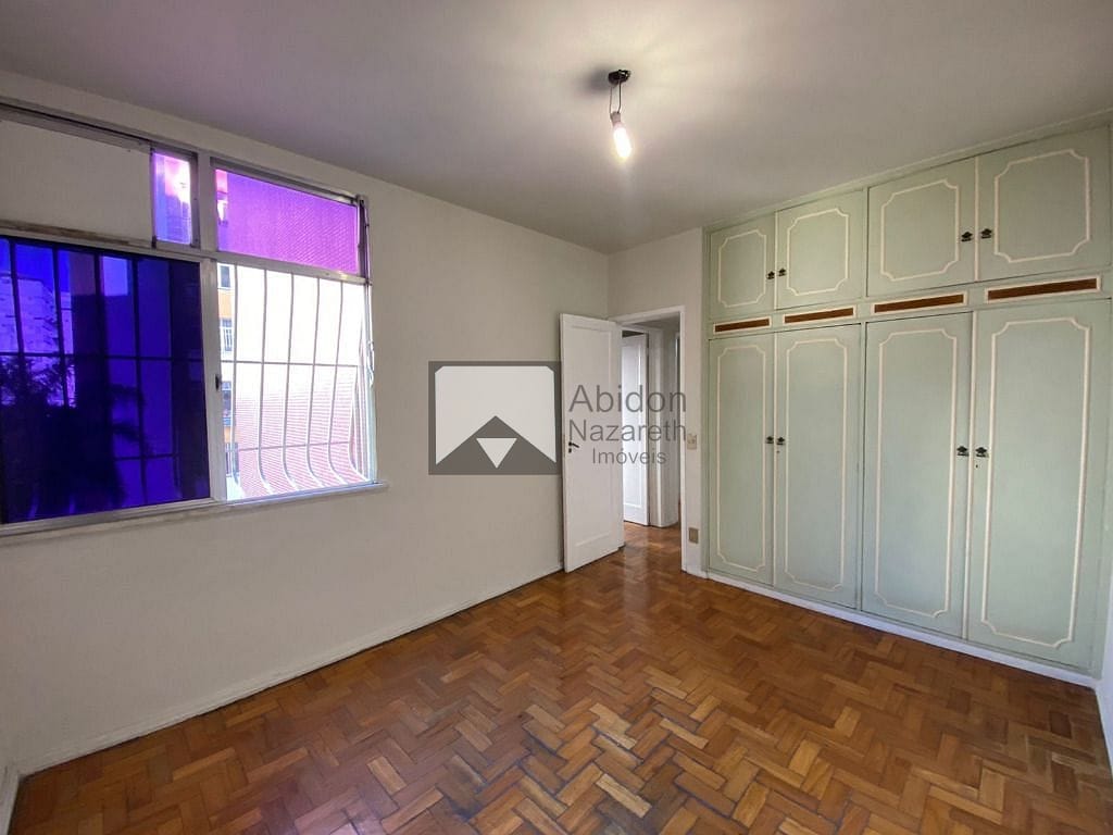 Apartamento à venda com 3 quartos, 95m² - Foto 8