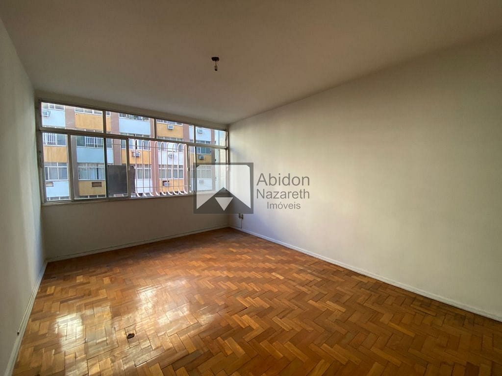 Apartamento à venda com 3 quartos, 95m² - Foto 13