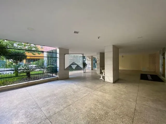 Apartamento com 110m² 3 quartos e 1 banheiro, à venda, no bairro Icaraí em Niterói