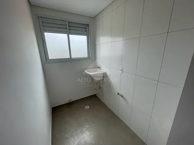 Apartamento 2 quartos e 2 banheiros, à venda, no bairro Jardim Haydee em Mauá