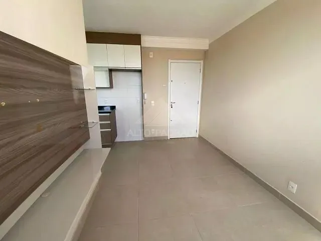 Apartamento 2 quartos e 1 banheiro, para alugar, no bairro Parque São Vicente em Mauá