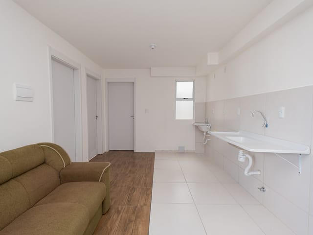 Foto do Apartamento - Apartamento com 2 Dormitórios para Aluguel no Fragata em Pelotas RS, Localização Estratégica e Fácil Acesso a Serviços e Comércios | UP Imóveis