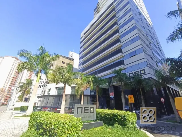 Apartamento 1 quarto e 1 banheiro, para alugar, no bairro Centro Cívico em Curitiba