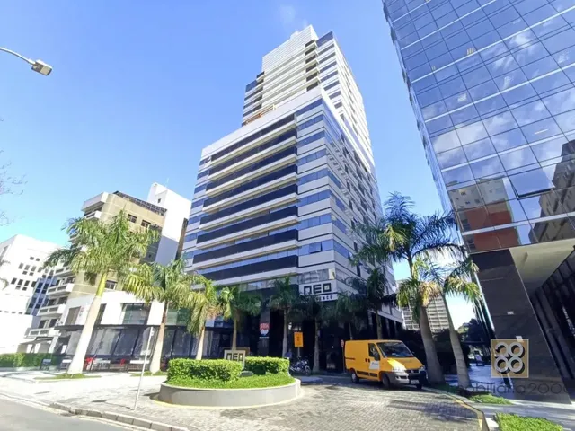 Apartamento 1 quarto e 1 banheiro, para alugar, no bairro Centro Cívico em Curitiba