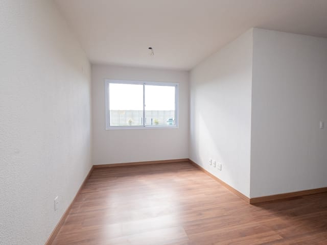 Foto do Apartamento - Apartamento de 2 quartos com vaga privativa para locação no Areal, Pelotas — conforto e praticidade em excelente localização | UP Imóveis