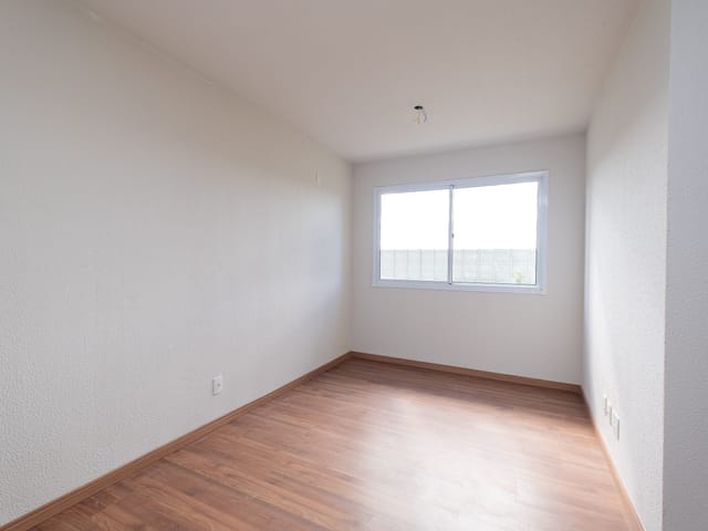 Foto do Apartamento - Apartamento de 2 quartos com vaga privativa para locação no Areal, Pelotas — conforto e praticidade em excelente localização | UP Imóveis