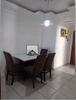 Apartamento à venda com 2 quartos, 66m² - Foto 6