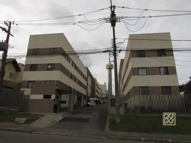 Apartamento 3 quartos e 1 banheiro, para alugar, no bairro Boqueirão em Curitiba