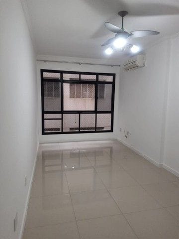Apartamento com 77m² 2 quartos e 1 banheiro, à venda, no bairro Campo Grande em Santos